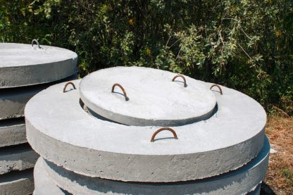 44 Inch Concrete Septic Tank Lid - With 24 Inch Manhole Lid